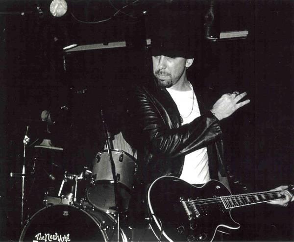 Gary Sunshine Guitar Player